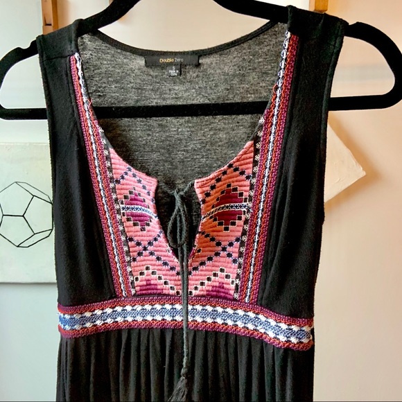 Bright Embroidered Double Zero black dress, S, $13 - Picture 2 of 8
